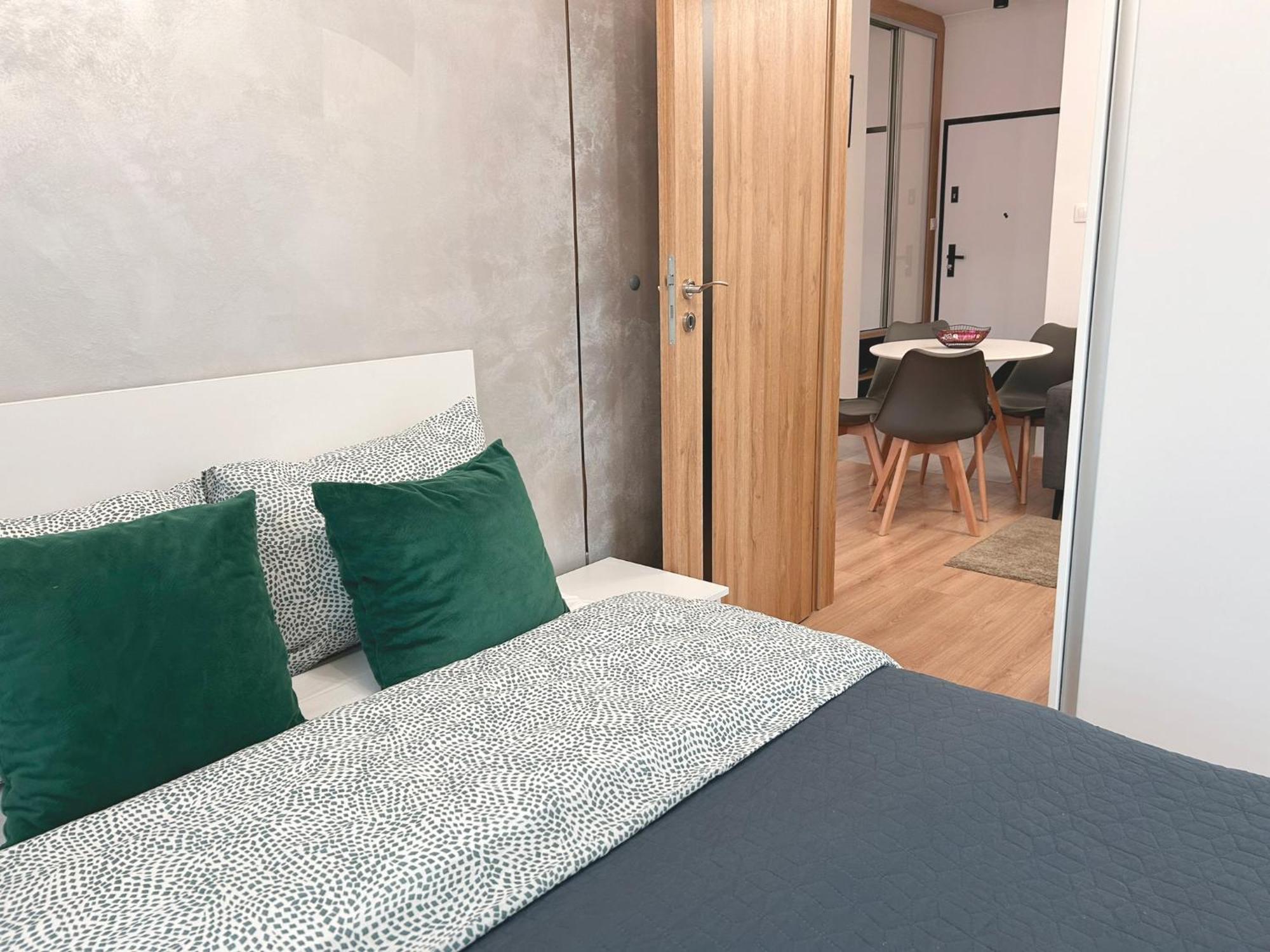 קרקוב Deluxe Residence Apartment מראה חיצוני תמונה